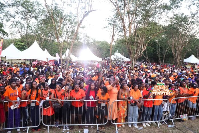 When orange outshone white: The colourful twist of Kolor Paaty 2025