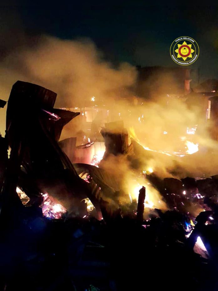 Parts of Kasoa’s new market ravaged by fire; GNFS salvages several stalls